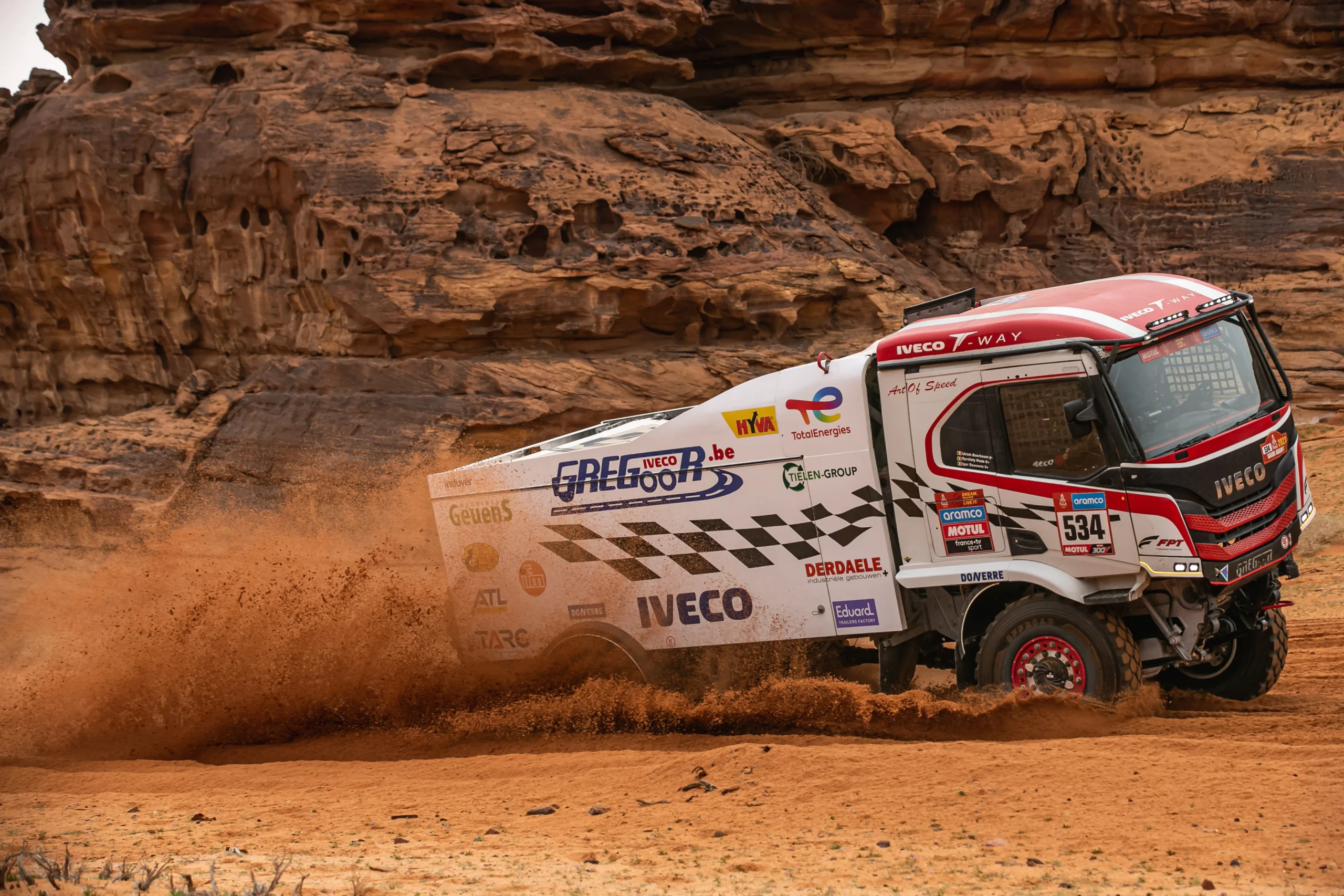 IVECO rallytruck in actie